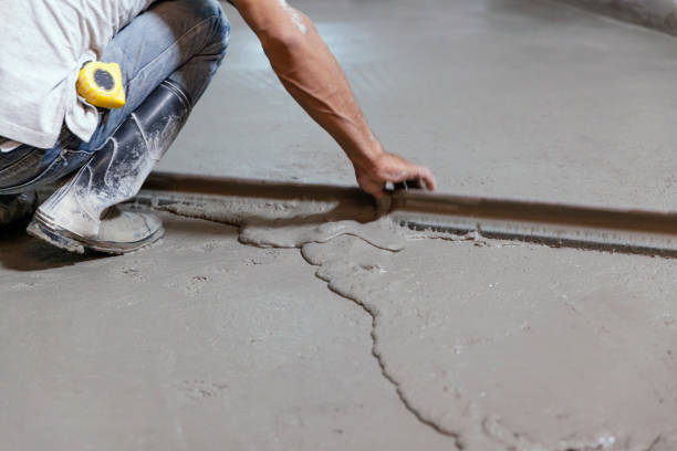 Best Concrete Driveway Installation  in Sullivan City, TX